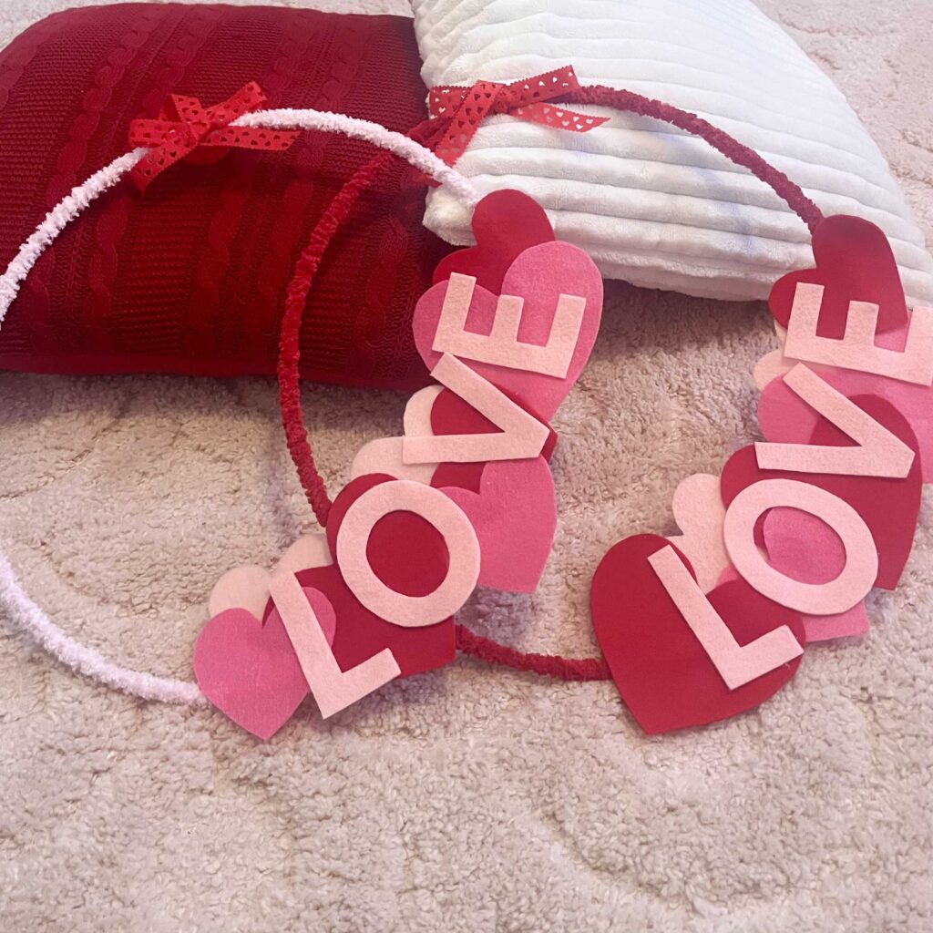  DIY Valentine's wreaths